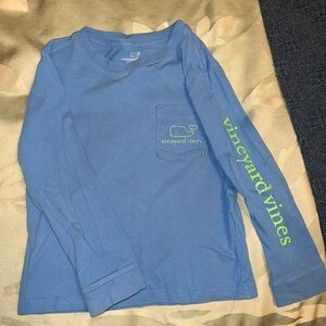 Vineyard Vines 4T Kids Long Sleeve T shirt in Blue with Green whale on back